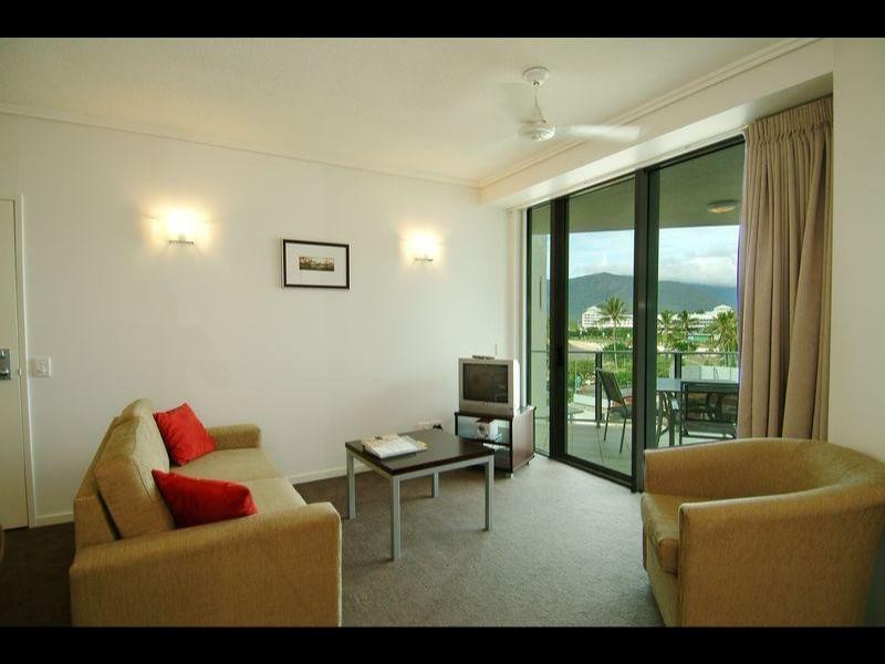 99-105 The Esplanade, Cairns City QLD 4870