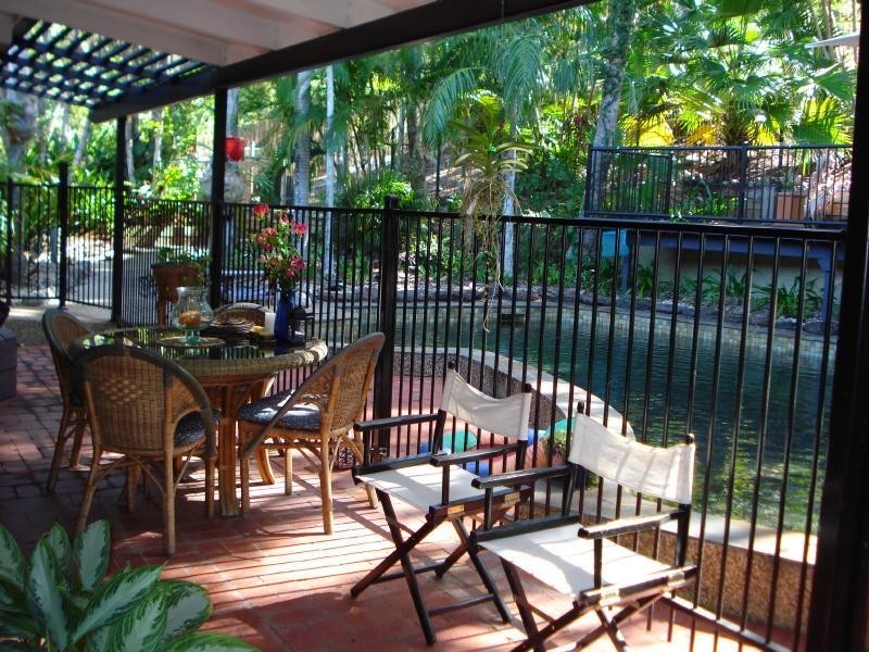 168 Hillview Crescent, Whitfield QLD 4870