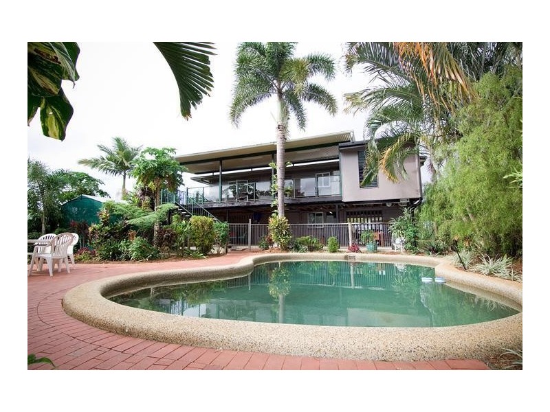 6 Deanna Street, Woree QLD 4868