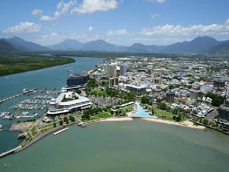175 Lake Street, Cairns City QLD 4870