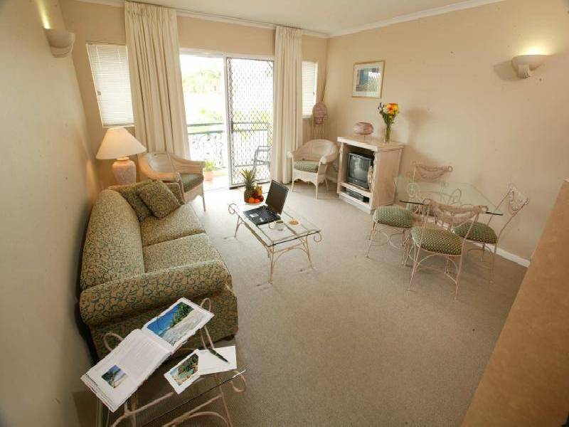 62 Abbott Street, Cairns City QLD 4870