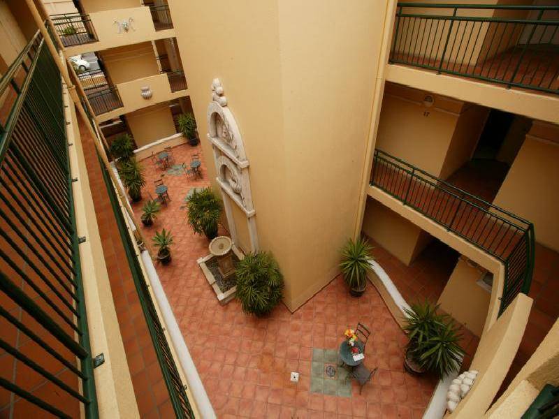 62 Abbott Street, Cairns City QLD 4870