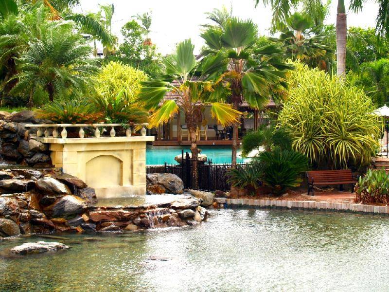 510/2 “The Lakes” Greenslopes Street, Cairns QLD 4870