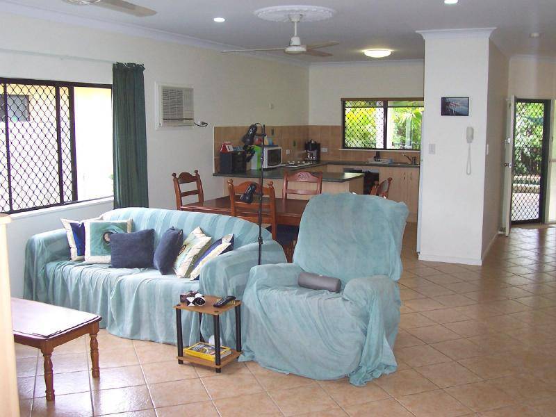 81 Nova Street, Kewarra Beach QLD 4879