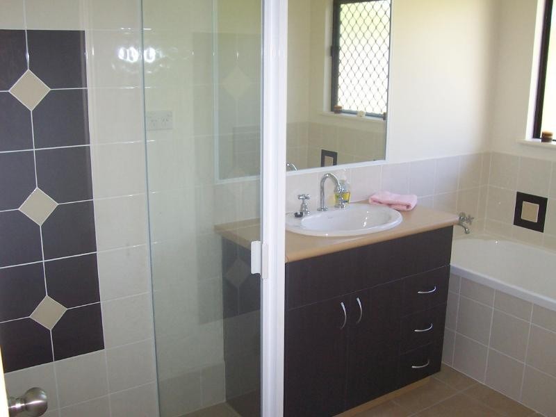 11 Bronte Close, Kewarra Beach QLD 4879