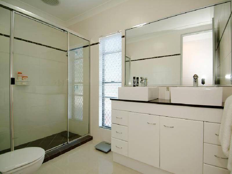 19 Irridescent Close, Trinity Park QLD 4879