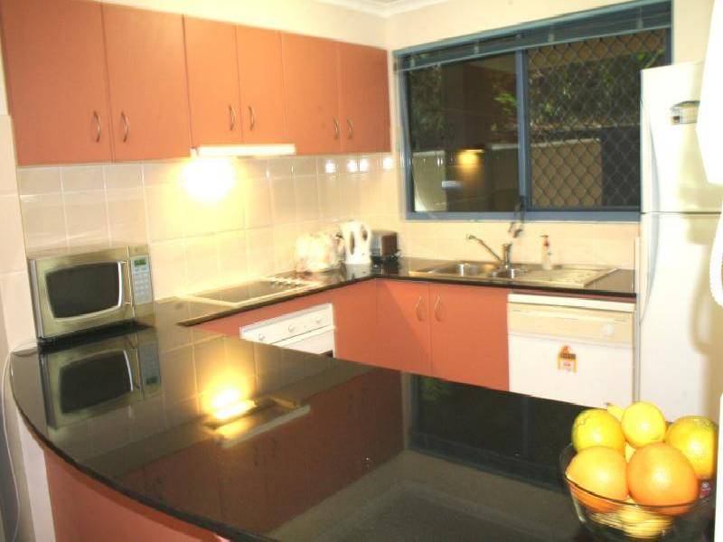 4/16 Ray Street, Yorkeys Knob QLD 4878