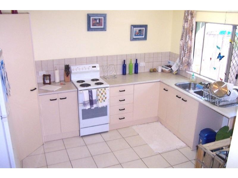 4/80 Old Smithfield Road, Freshwater QLD 4870