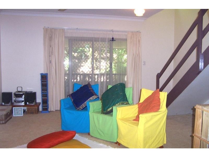 4/80 Old Smithfield Road, Freshwater QLD 4870