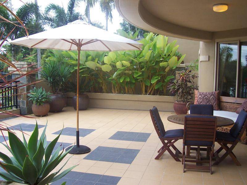 1/13 Colonel Cummings Drive, Palm Cove QLD 4879