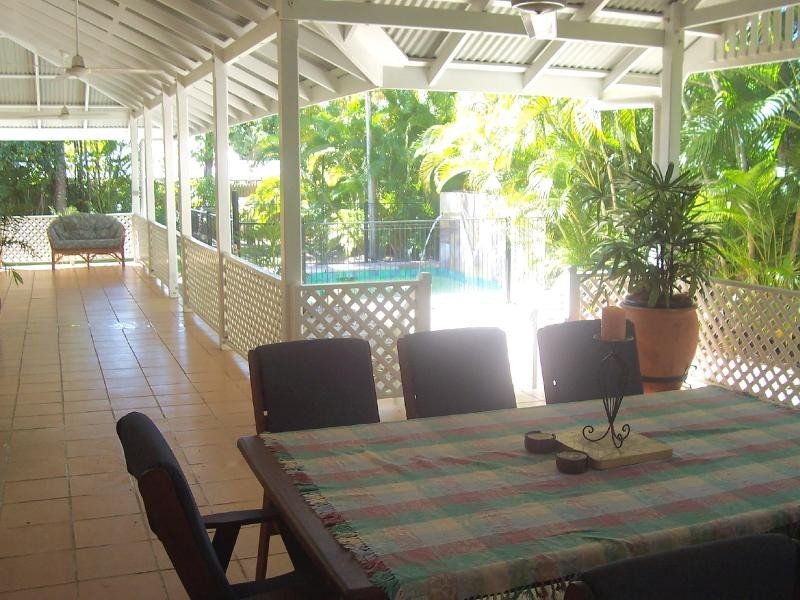 62 Terebra Street, Palm Cove QLD 4879