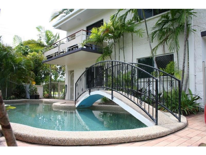 6/112 Digger Street, Cairns North QLD 4870