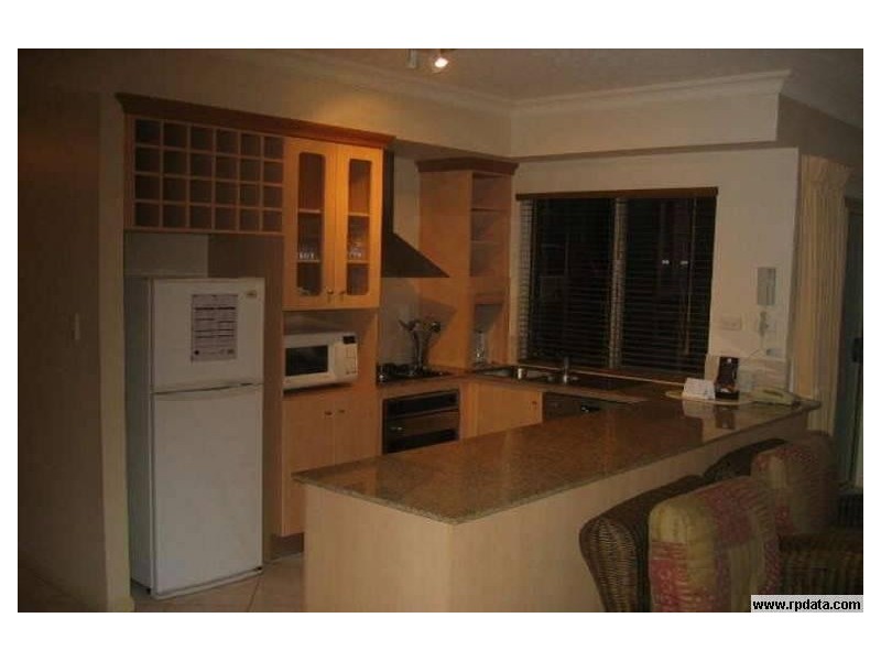 2 Greenslopes Street “The Lakes”, Cairns North QLD 4870