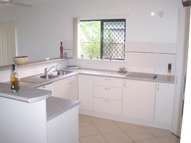 6 Etty Street, Kewarra Beach QLD 4879