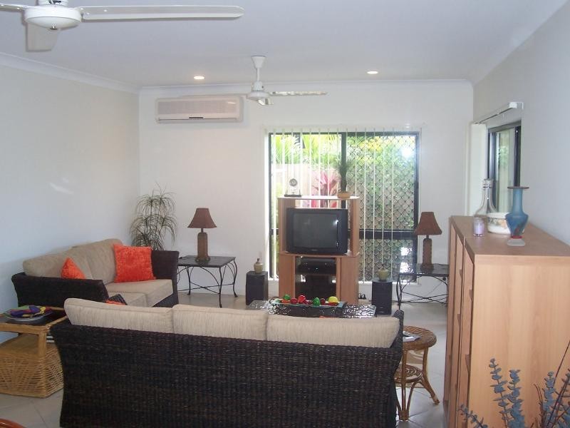 6 Etty Street, Kewarra Beach QLD 4879