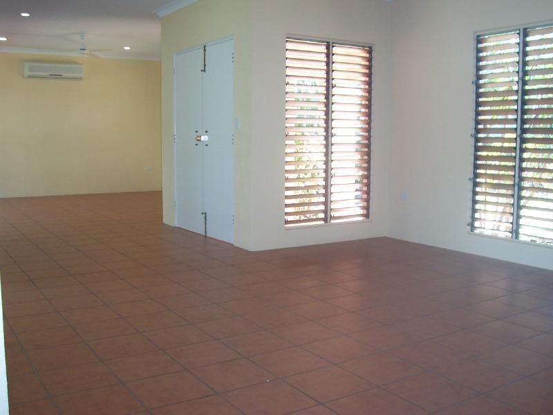 7 Avoca Close, Kewarra Beach QLD 4879