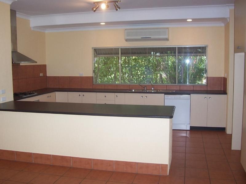 7 Avoca Close, Kewarra Beach QLD 4879