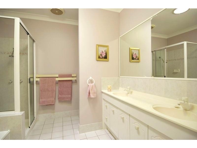 10/10 Grantala Street, Manoora QLD 4870