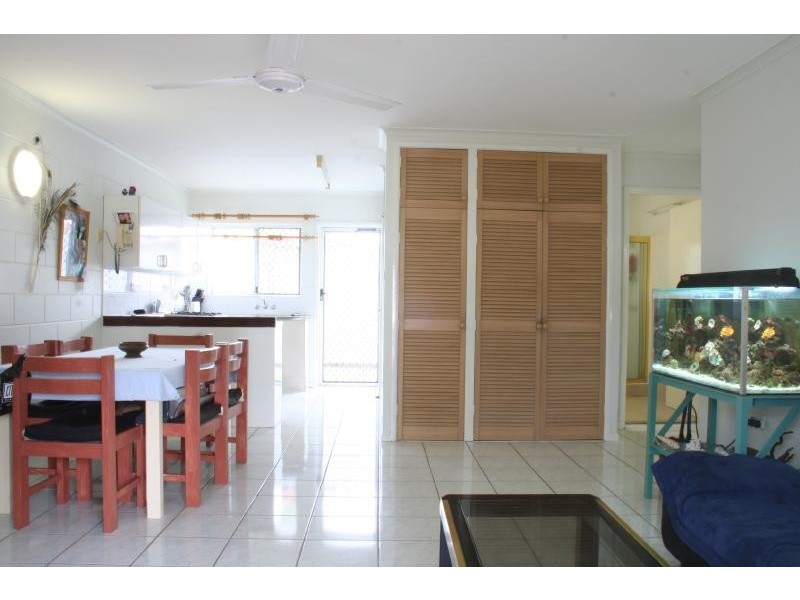 15/473 McCoombe Street, Mooroobool QLD 4870