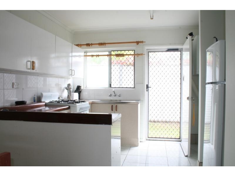 15/473 McCoombe Street, Mooroobool QLD 4870