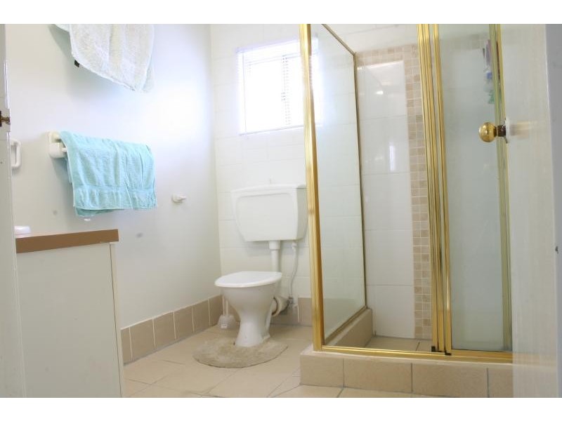 15/473 McCoombe Street, Mooroobool QLD 4870