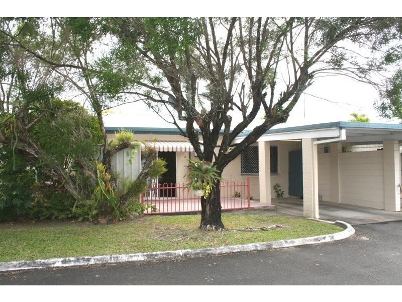 15/473 McCoombe Street, Mooroobool QLD 4870
