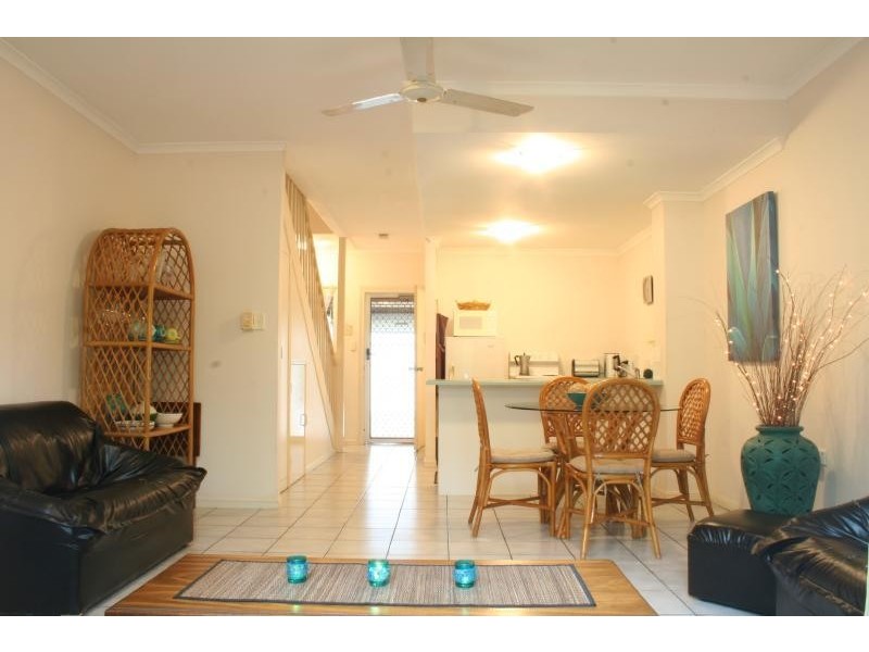 12/36 Springfield Crescent, Manoora QLD 4870