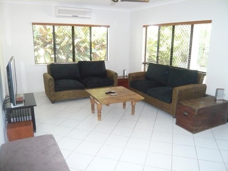 25 Castor St, Clifton Beach QLD 4879