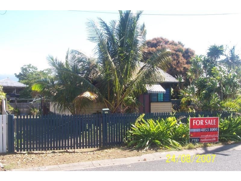 177 O’Shea Esplanade, Machans Beach QLD 4878