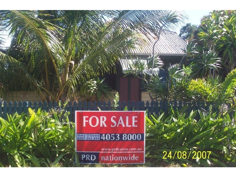 177 O’Shea Esplanade, Machans Beach QLD 4878
