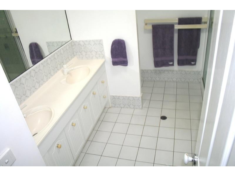 3/10 Grantala Street, Manoora QLD 4870