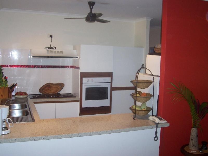 11 Jules Street, Kewarra Beach QLD 4879