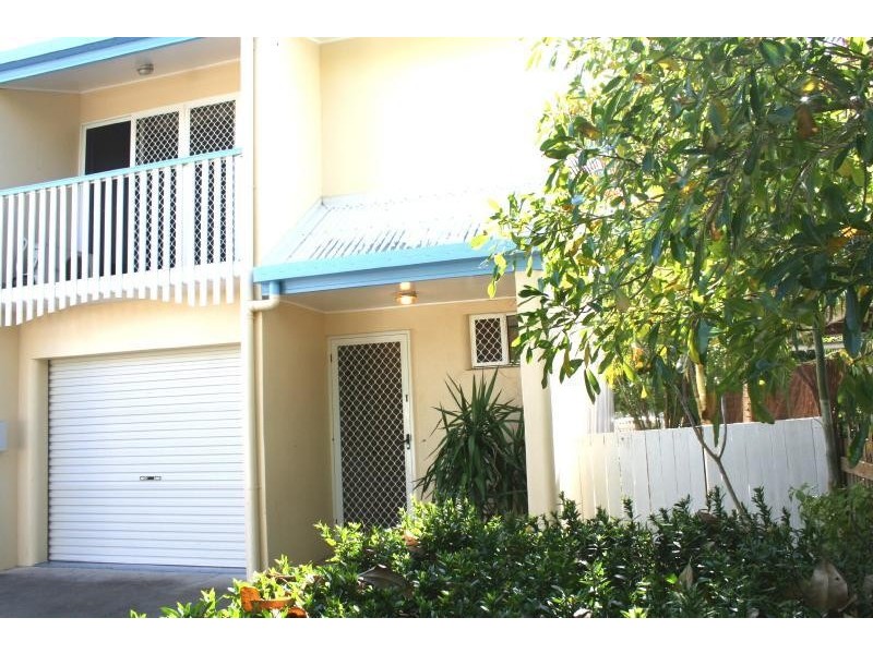 1/10 Grantala Street, Manoora QLD 4870
