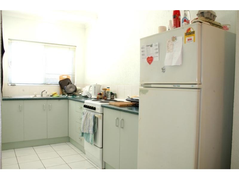 7/150 Pease Street, Manoora QLD 4870