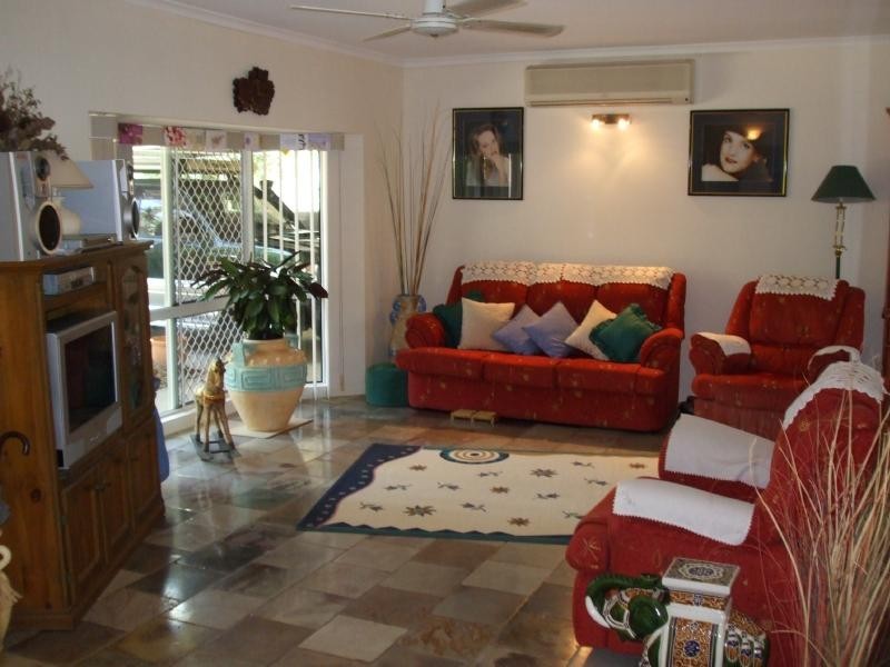 10 Ellwood Close, Kewarra Beach QLD 4879