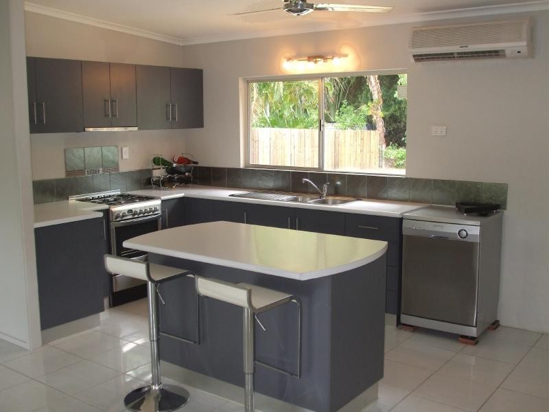 17 Golf Street, Yorkeys Knob QLD 4878