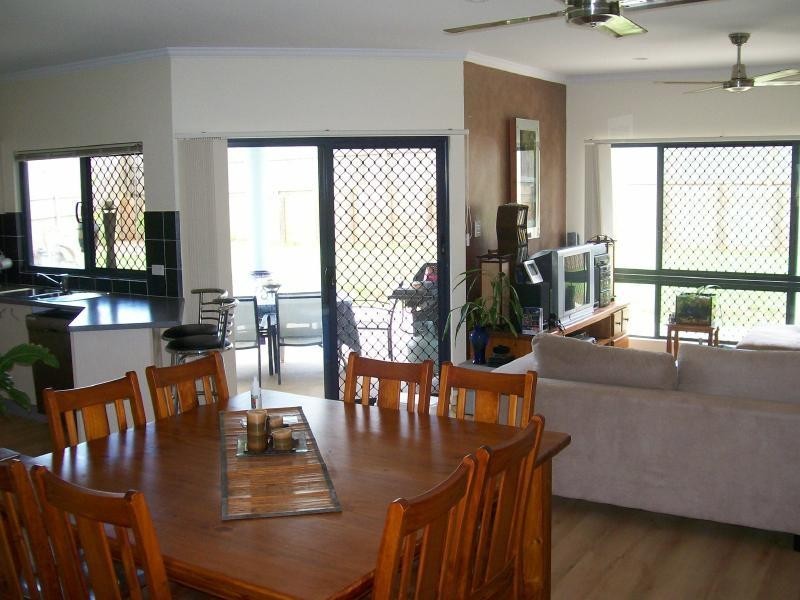 17 Pollock Close, Bentley Park QLD 4869