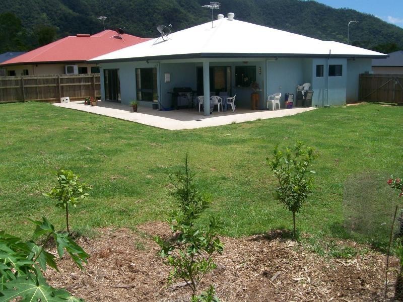 17 Pollock Close, Bentley Park QLD 4869