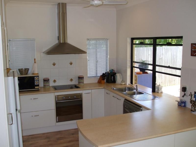 14 Ellis Close, Kewarra Beach QLD 4879