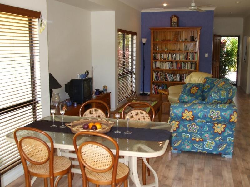 14 Ellis Close, Kewarra Beach QLD 4879