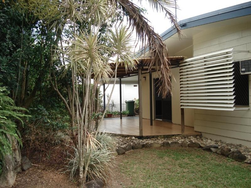 57 Amethyst Street, Bayview Heights QLD 4868