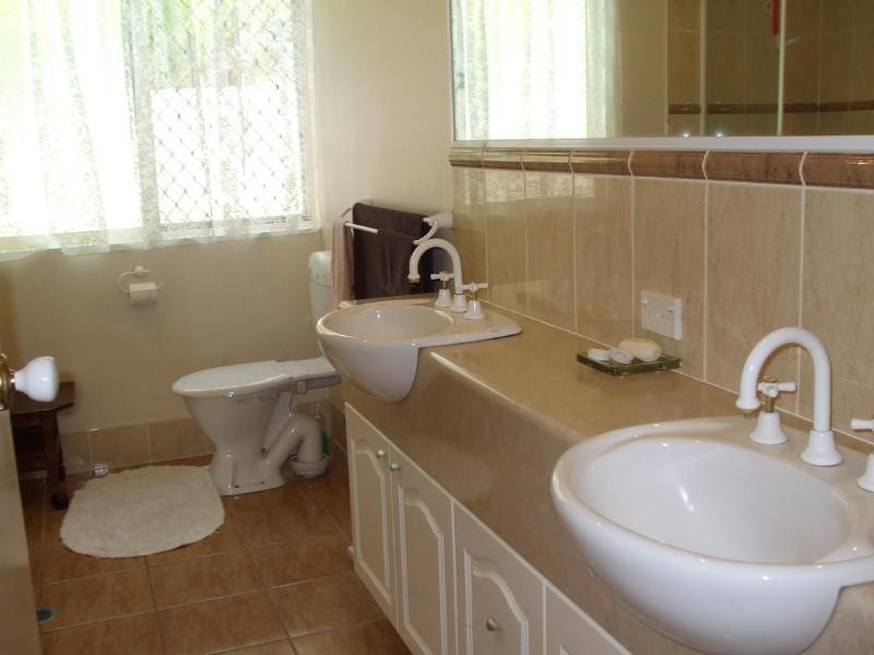 2 Teewah Close, Kewarra Beach QLD 4879