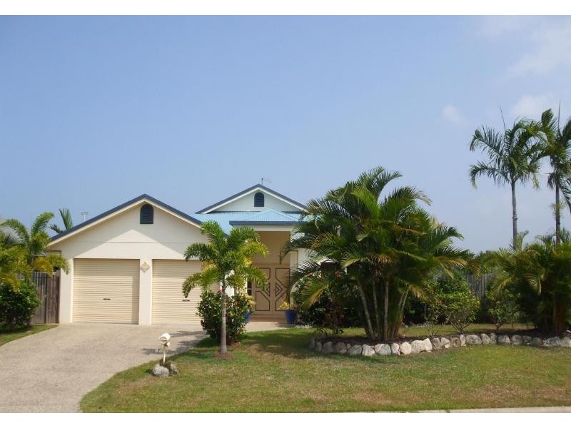 2 Teewah Close, Kewarra Beach QLD 4879