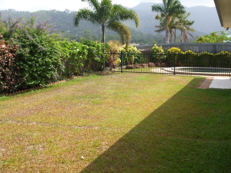 2 Teewah Close, Kewarra Beach QLD 4879