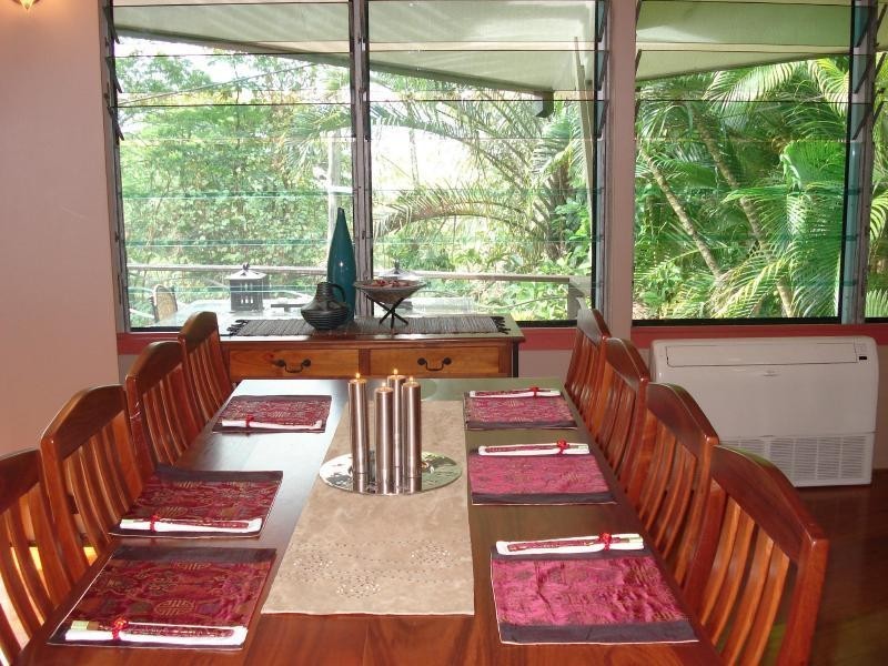 9 Tanner Crescent, Stratford QLD 4870