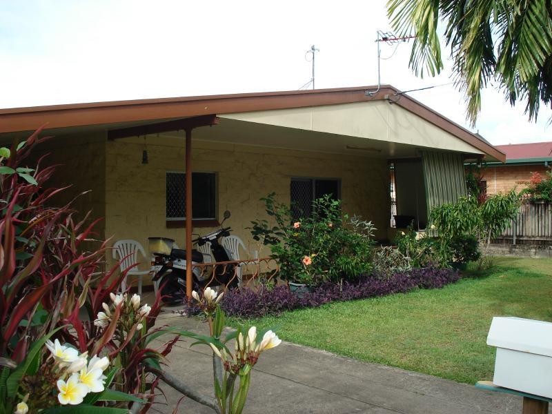 50 Russell Street, Edge Hill QLD 4870