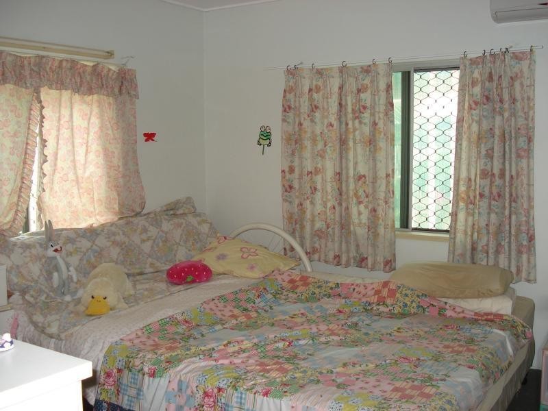 50 Russell Street, Edge Hill QLD 4870