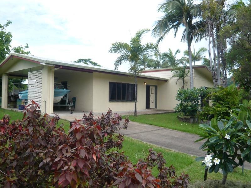 4 Mahab Street, Kewarra Beach QLD 4879