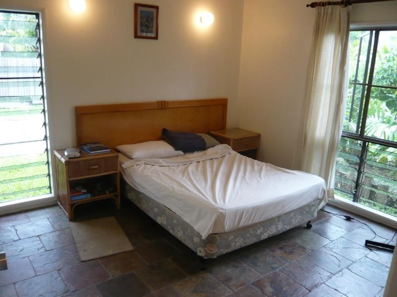 4 Mahab Street, Kewarra Beach QLD 4879