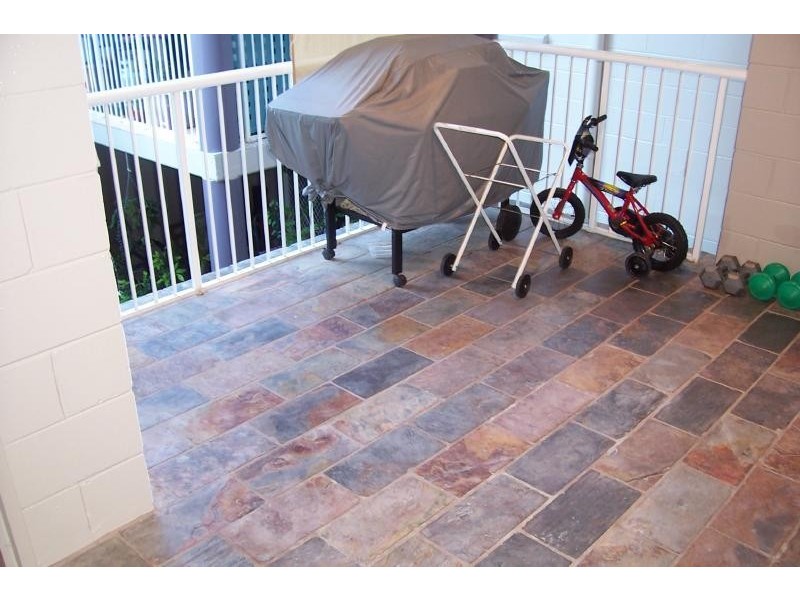 17/40 Old Smithfield Road, Freshwater QLD 4870